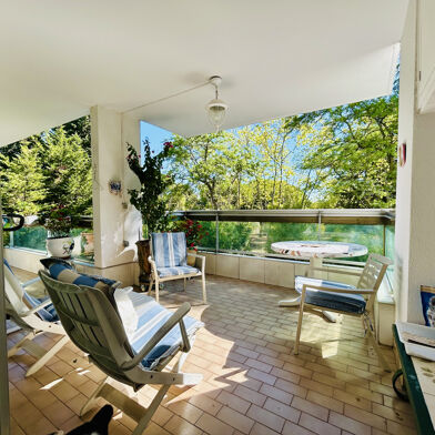 Appartement 5 pièces 330000 €