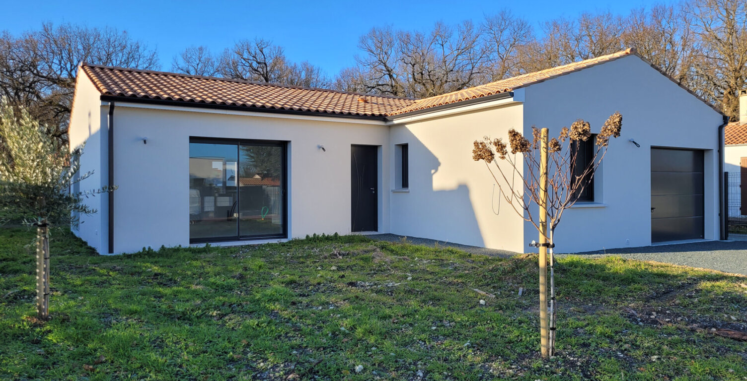 Maison  neuve St Sulpice De Royan T4 avec garage sur 376m² — photo 1