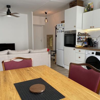 Appartement 4 pièces 93000 €