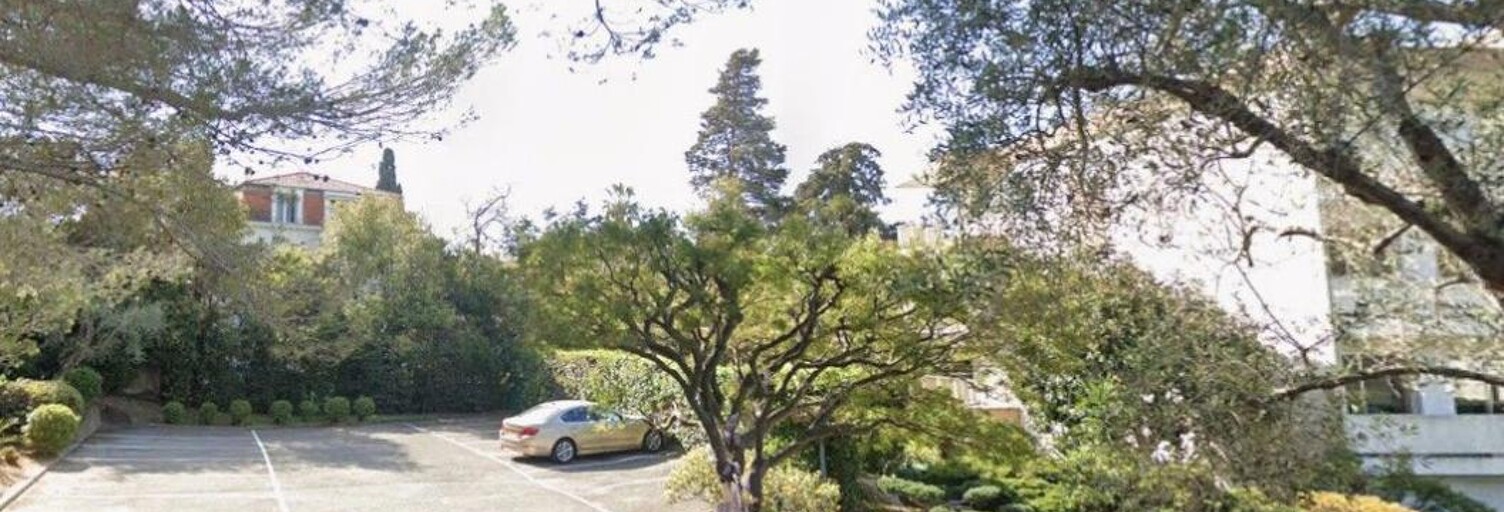 Garage   m² à louer à Cannes (06400)