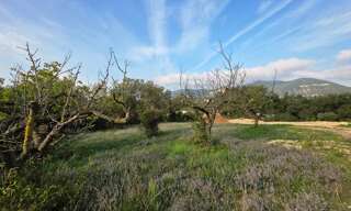 Terrain  625 m² à vendre à Les Tourrettes (26740)