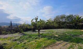 Terrain  625 m² à vendre à Les Tourrettes (26740)