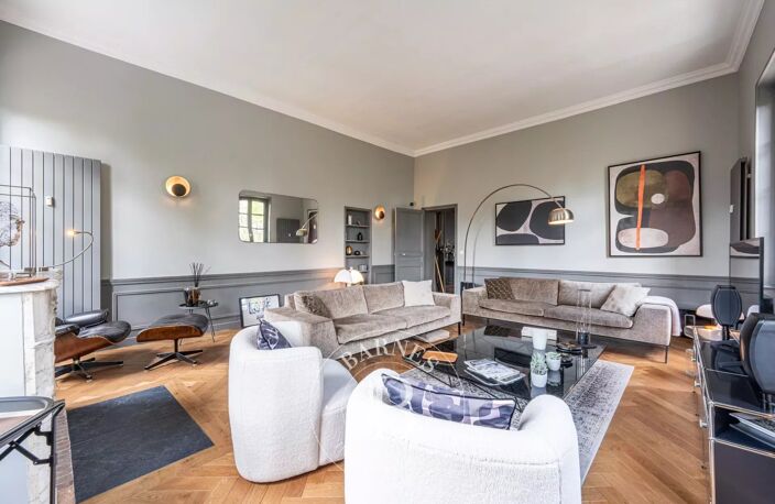AIX-EN-PROVENCE - APPARTEMENT ANCIEN RENOVE  -158 M² 2 CHAMBRES- — photo 3