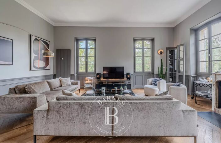 AIX-EN-PROVENCE - APPARTEMENT ANCIEN RENOVE  -158 M² 2 CHAMBRES- — photo 5