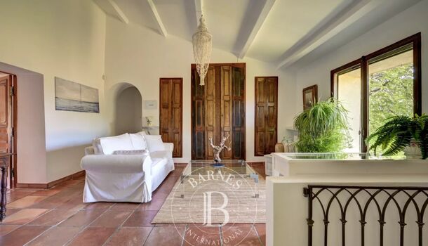 Villa / Maison 9 pièces  à vendre Trets 13530