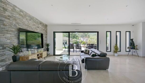 Villa / Maison 9 pièces  à vendre Aix-en-Provence 13100