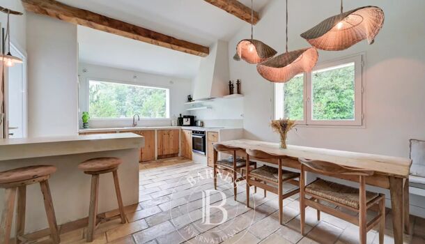 Villa / Maison 7 pièces  à vendre Aix-en-Provence 13100