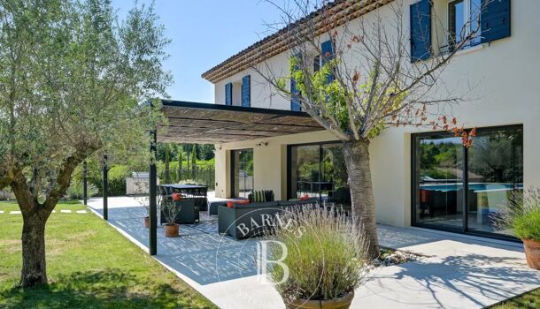 Villa / Maison 7 pièces  à vendre Aix-en-Provence 13100