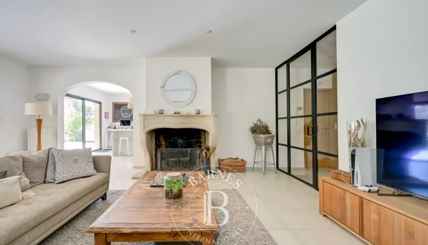 Villa / Maison 7 pièces  à vendre Aix-en-Provence 13100