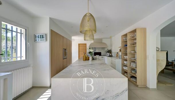 Villa / Maison 7 pièces  à vendre Aix-en-Provence 13100