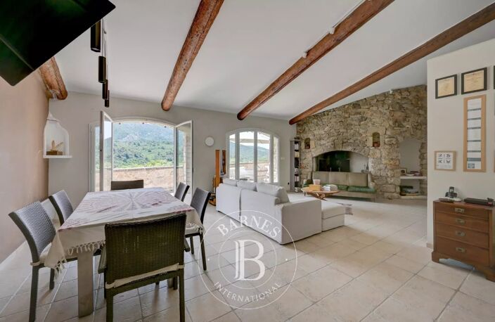 AIX-EN-PROVENCE – MAISON 286 M² – 6 CHAMBRES – PISCINE – VUE PAN — photo 5