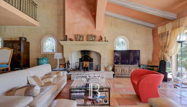 Villa / Maison 8 pièces  à vendre Aix-en-Provence 13100