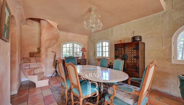 Villa / Maison 8 pièces  à vendre Aix-en-Provence 13100