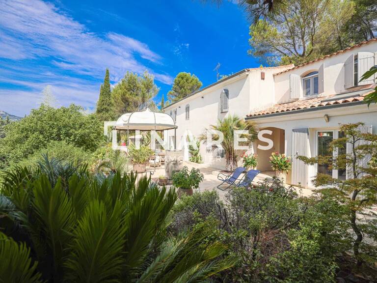 LA CHARMANTE - Villa T6 de 330m2 - Dépendance T2 de 60m2 - Pisci — photo 1