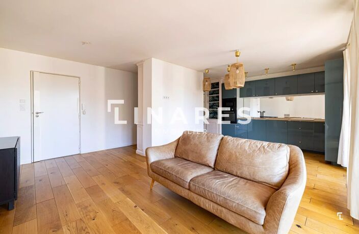 COEUR VAUBAN - Appartement T4 de 88m² -  Balcon filant de 11m² - — photo 4
