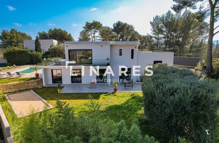LA VERDOYANTE - Villa T5 de 180m² -  Piscine - Garage de 33m² - — photo 2