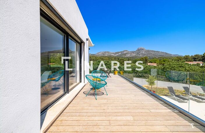 LA VERDOYANTE - Villa T5 de 180m² -  Piscine - Garage de 33m² - — photo 4