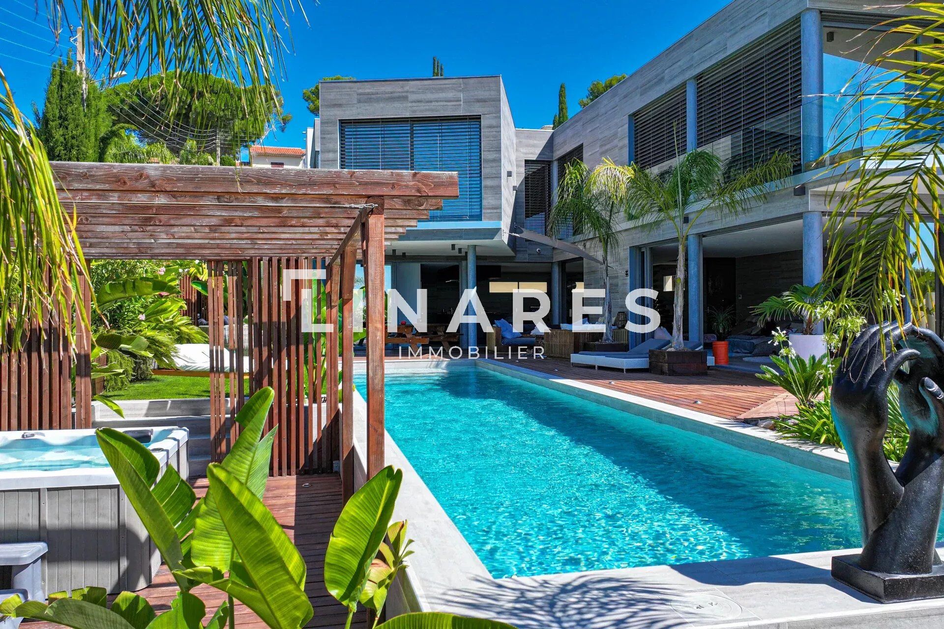 Villa / Maison  T6 à vendre Bandol 83150