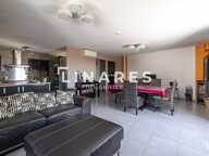 CERCLE FAMILIAL - Maison T5 de 174m2 (T4 de 106m2 + T2/3 de 68m2 — photo 2