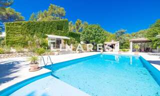 Maison 8 Pièces 340 m² à vendre à Aubagne (13400)