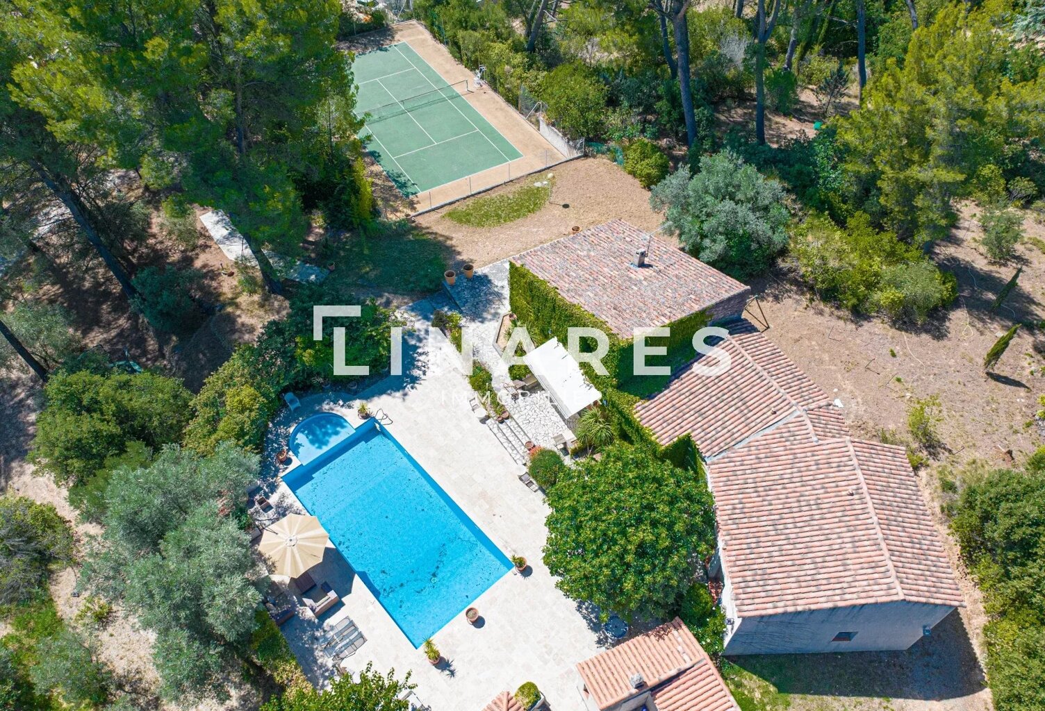 DOLCE VITA -  Villa T8 de 340m2 dont une dépendance aménagée de — photo 1