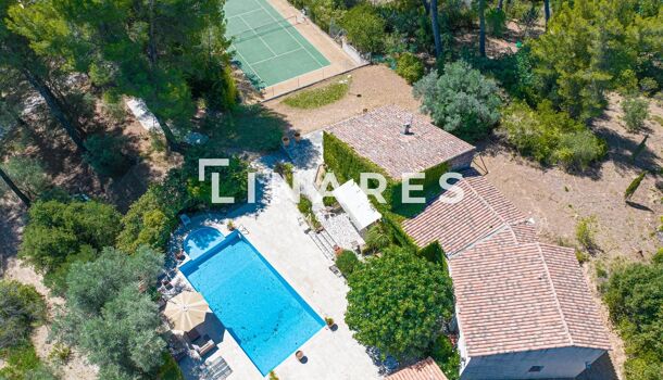 Villa / Maison 8 pièces  à vendre Aubagne 13400