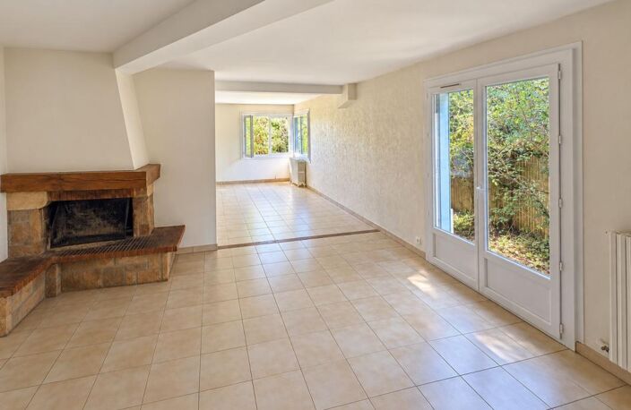 Toulouse Cote Pavée, Grande Maison 6 Pièces  Avec Jardin Et Garage — photo 4