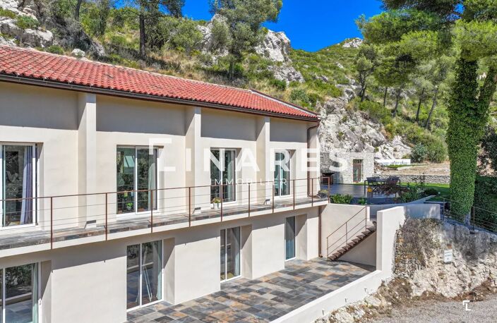 L'ÉCRIN DES LUMIÈRES - Villa T7 de 240m² - Dépendance -  Parc pa — photo 2