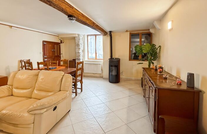 Maison en toute propriété avec rapport locatif 🏘️ — photo 3