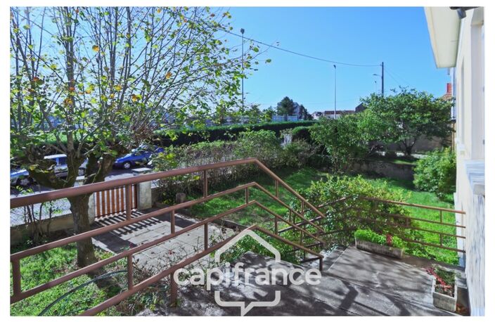 Maison individuelle de 90m² à Gourdon (46) – Beaux volumes et fort potentiel d’aménagement — photo 2
