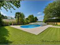 Domaine d'exception - CHAVAGNES EN PAILLERS (85) - 2 maisons d'habitations ainsi que 2 gîtes avec piscine — photo 2