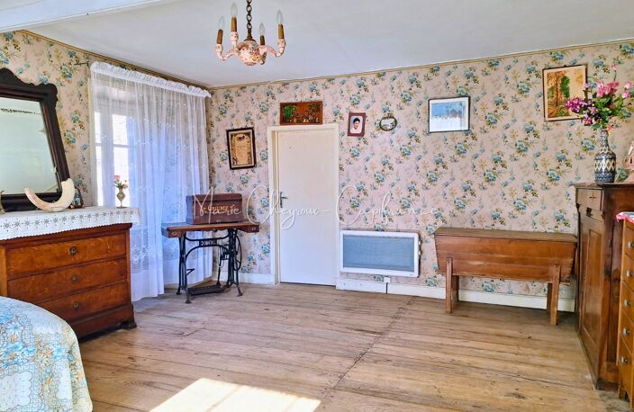 Maison de caractère en pierres – LE PESCHER (19) — photo 3