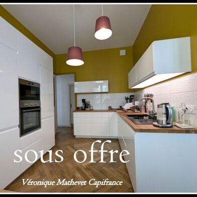 Appartement 4 pièces 159000 €