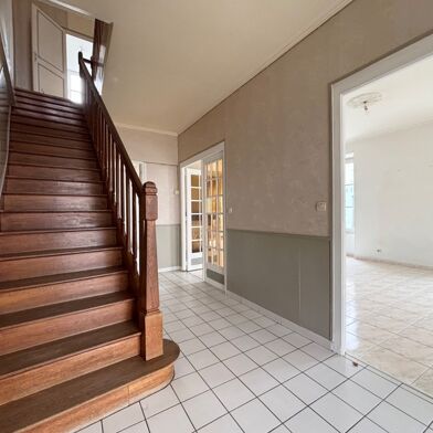 Maison 7 pièces 230000 €