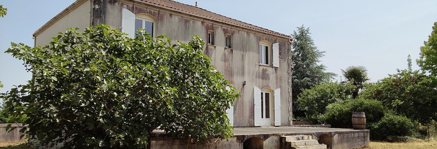 Maison 9 Pièces 223 m² à vendre à Saint-Genis-de-Saintonge (17240)