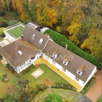 Maison 9 pièces 795000 €