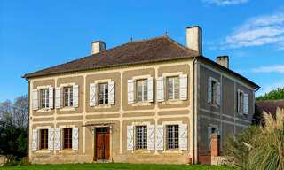 Maison 9 Pièces 315 m² à vendre à Riguepeu (32320)