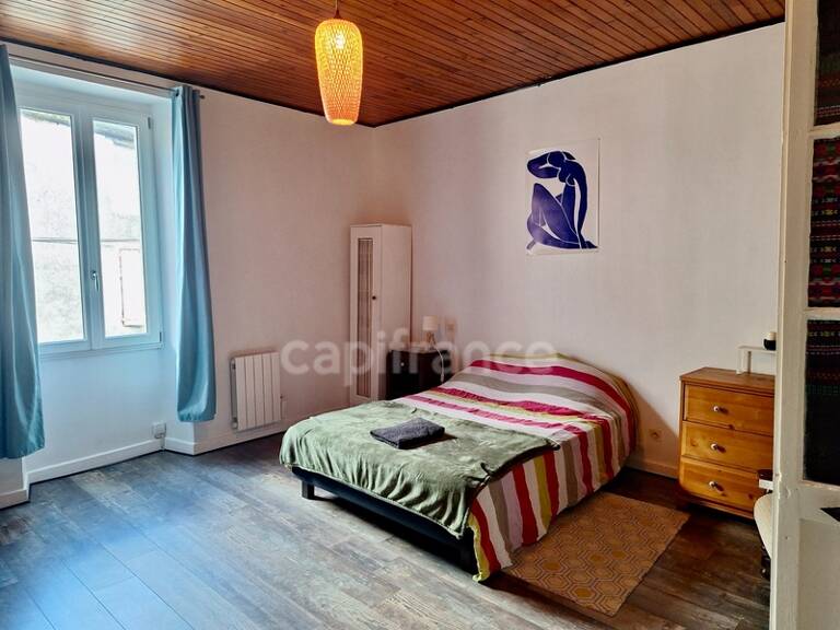 Maison à vendre en pierre 5 pièces, rénovée avec charme en plein cœur de Puylaroque (82) — photo 1