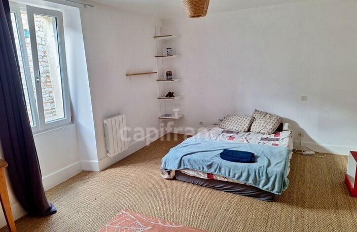Maison à vendre en pierre 5 pièces, rénovée avec charme en plein cœur de Puylaroque (82) — photo 5