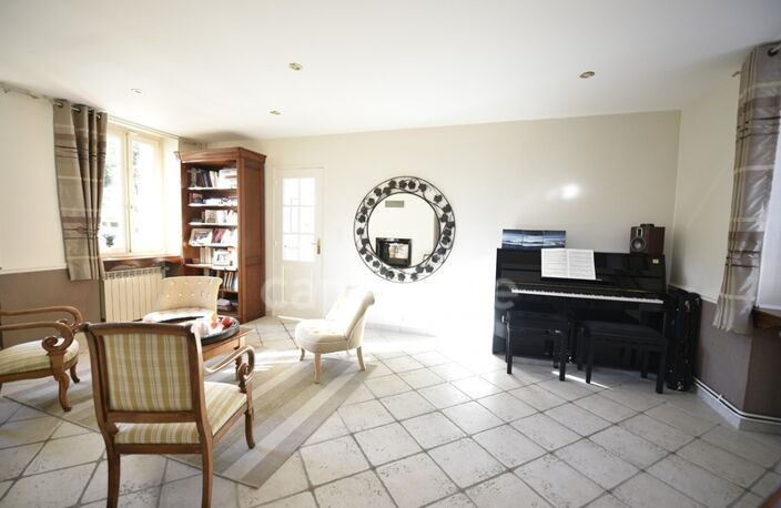 Propriété de caractère rénovée - VERNON (27200) — photo 3