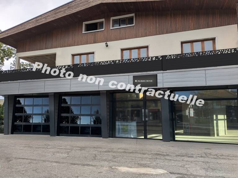 Dpt Savoie (73), à louer CHALLES LES EAUX Local commercial 186 m² — photo 1