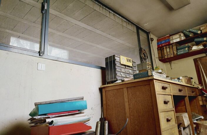 Dpt Savoie (73), à louer CHALLES LES EAUX Local commercial 186 m² — photo 2