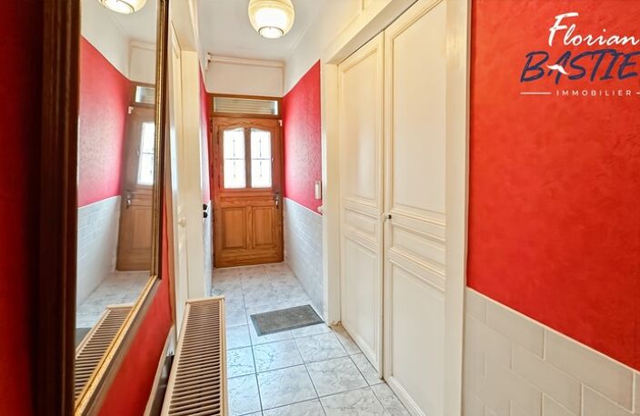 🏡 Maison à rénover – 115 m² avec grand garage et jardin à Petite-Forêt — photo 2