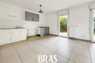 Appartement 4 pièces 230000 €