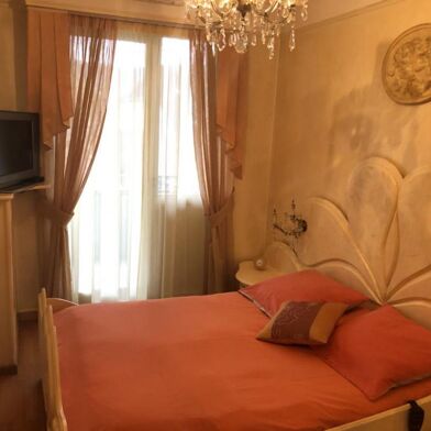 Appartement 2 pièces 1300 €