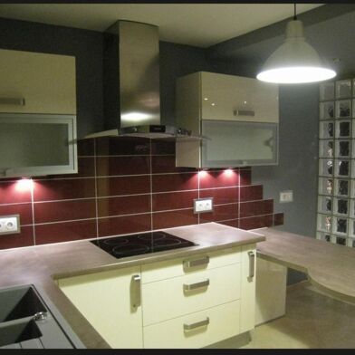 Appartement 4 pièces 1100 €