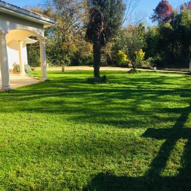 Maison 7 pièces 1990 €