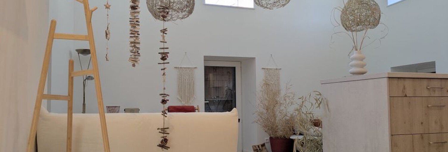 Maison 3 Pièces 75 m² à louer à Augerolles (63930)