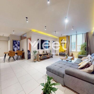 Appartement 4 pièces 249900 €