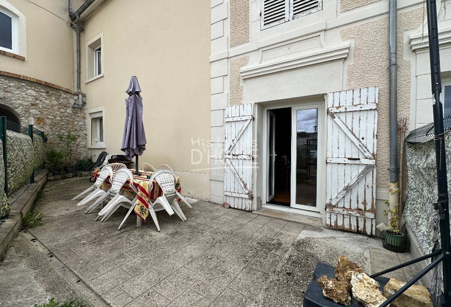 APPARTEMENT T3 EN-REZ-DE-JARDIN — photo 1